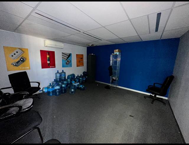 2,020M² WAREHOUSE TO LET IN TUNNEY